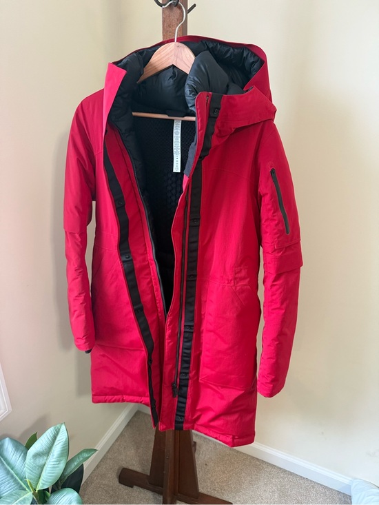 lululemon athletica Jackets & Blazers - lululemon athletica Black Mesh-Lined Coat